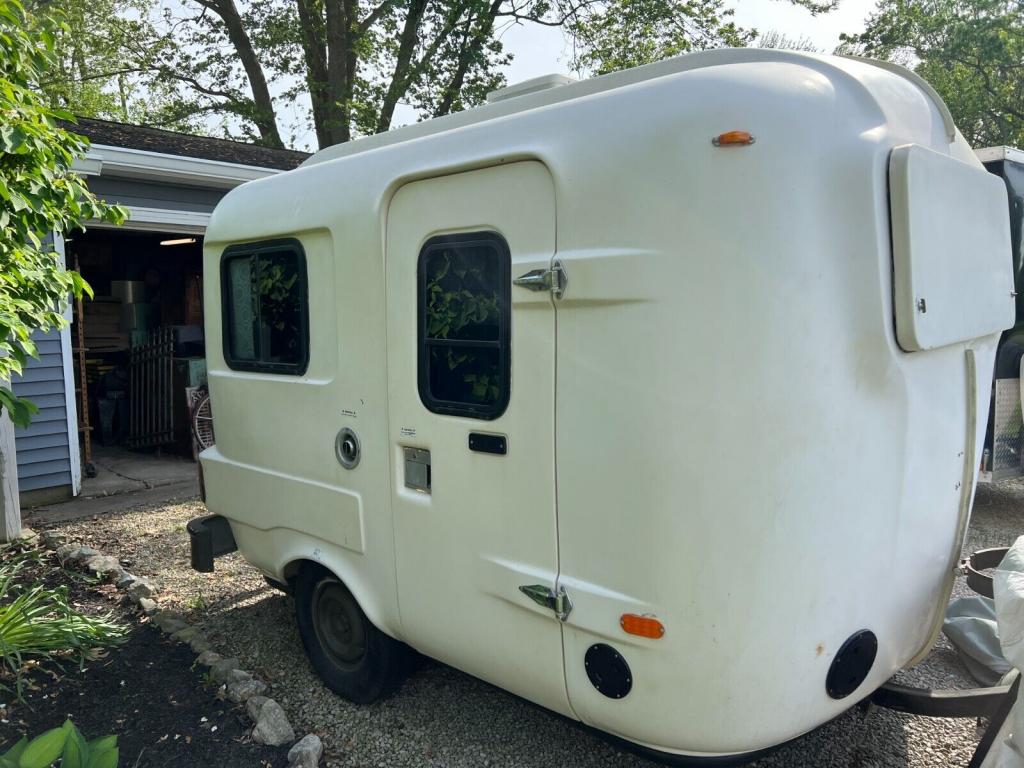 EXPIRED LISTING Vintage UHaul CT13 Camper 19841985 Fiberglass